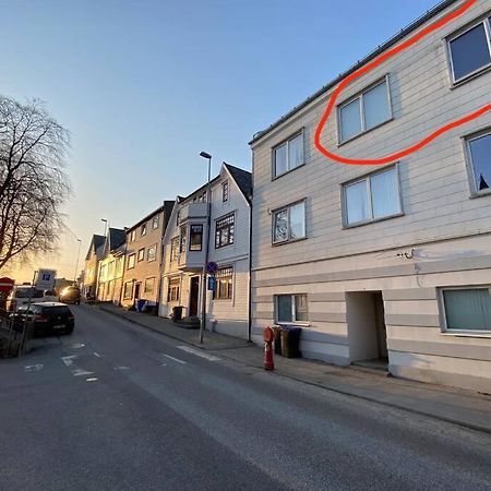 Nice And Central Apartment In Quiet Area オーレスン エクステリア 写真